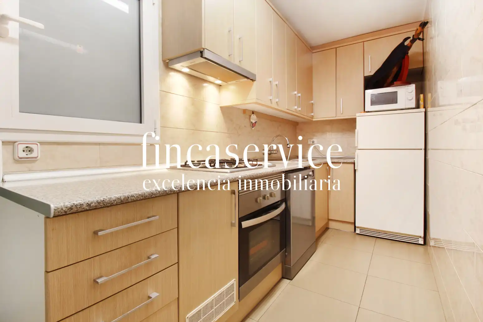 Cocina de Piso en venta en Sant Boi de Llobregat con Aire acondicionado, Calefacción y Amueblado