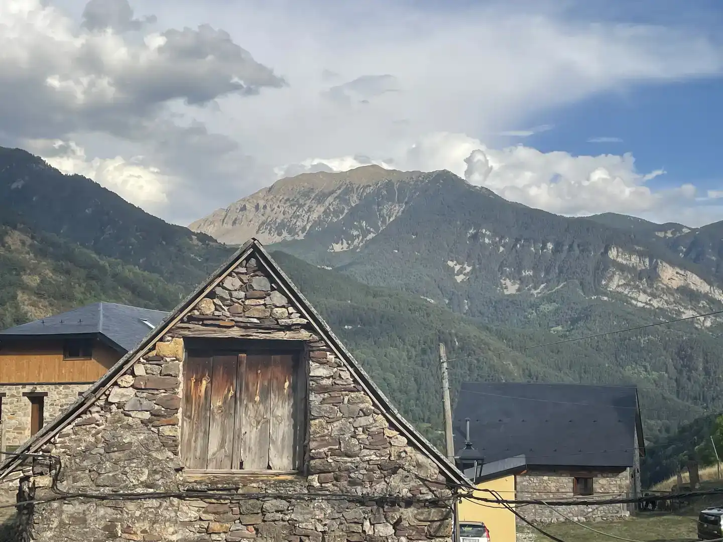 Vista exterior de Pis en venda en Bielsa, Huesca