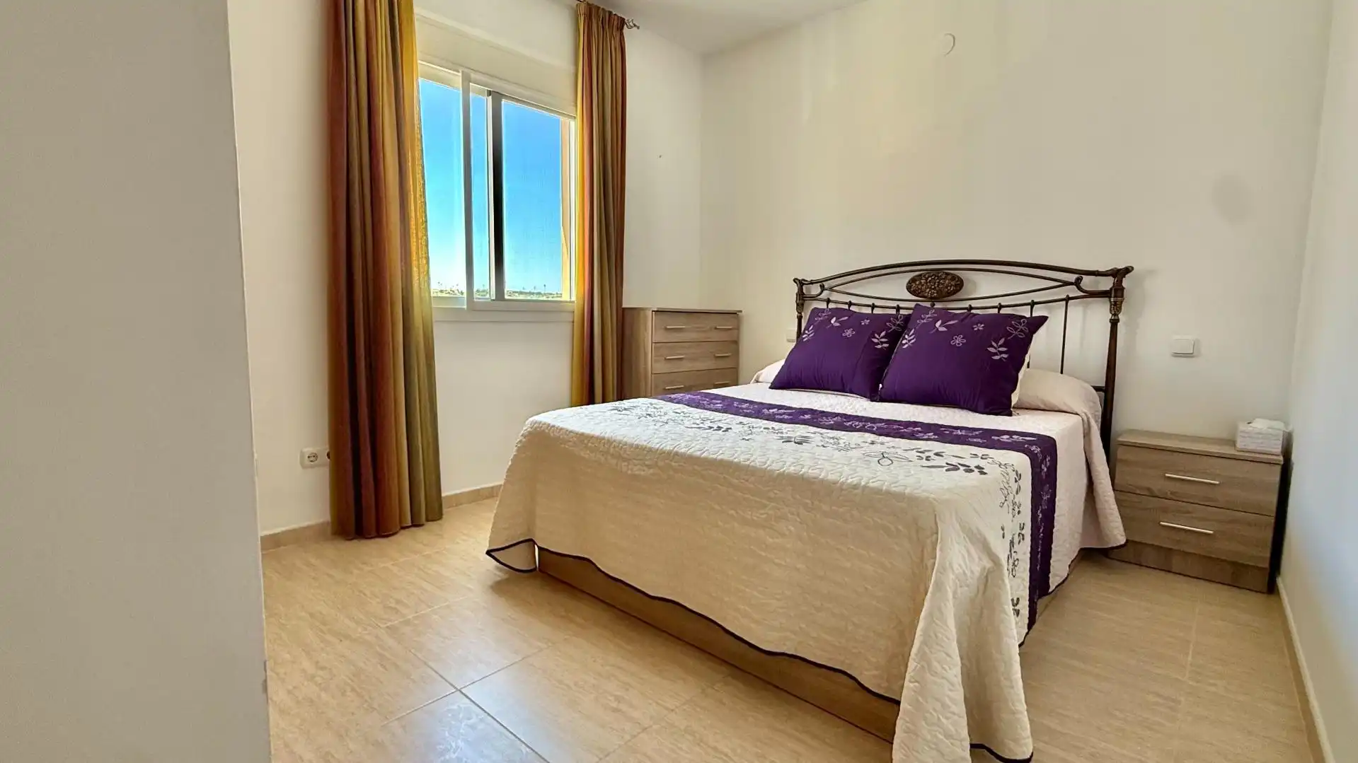 Schlafzimmer von Wohnung zum Verkauf in Mijas mit Klimaanlage, Terrasse und Möbliert
