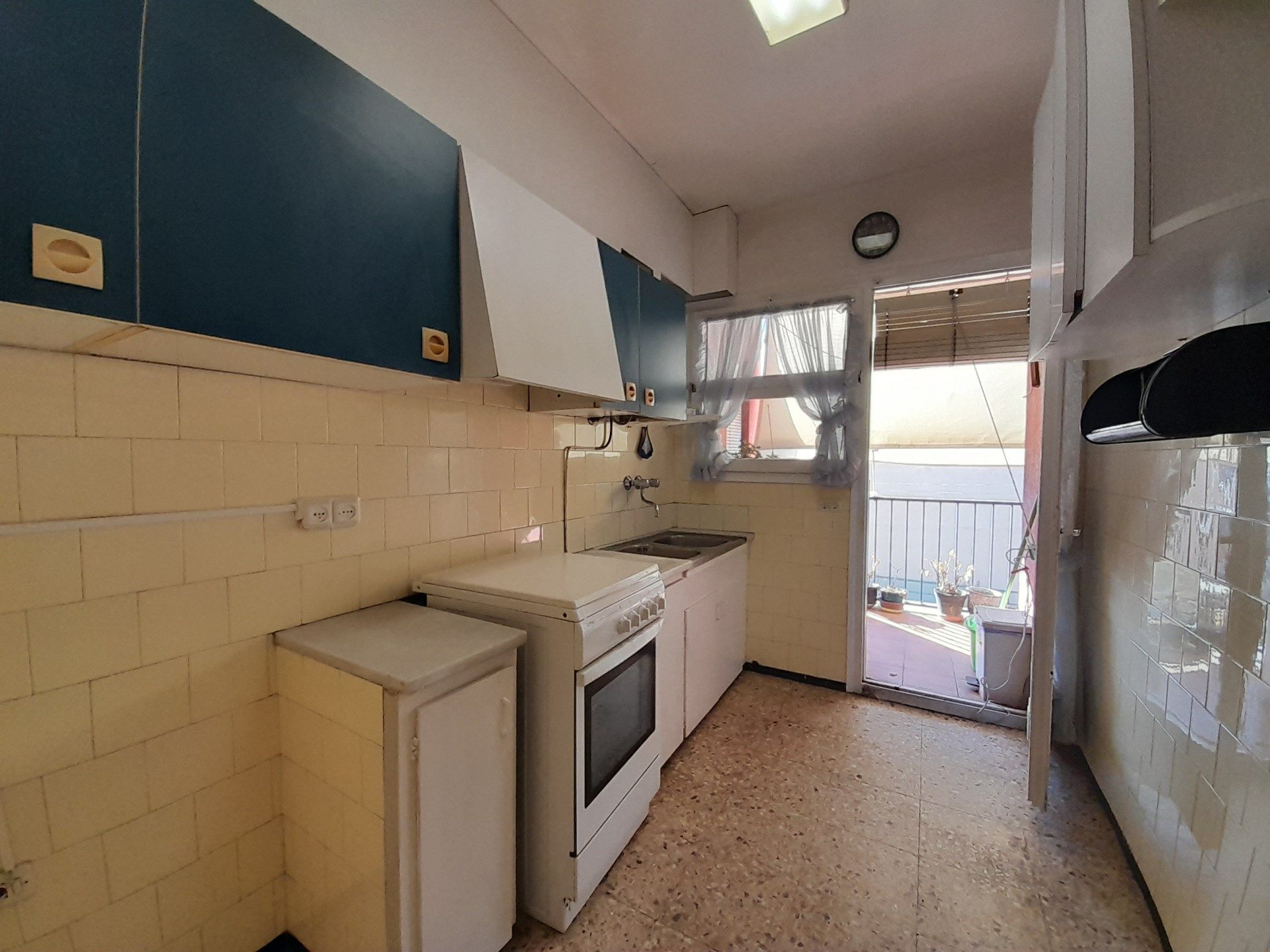 Cuina de Pis en venda en Olot amb Balcó