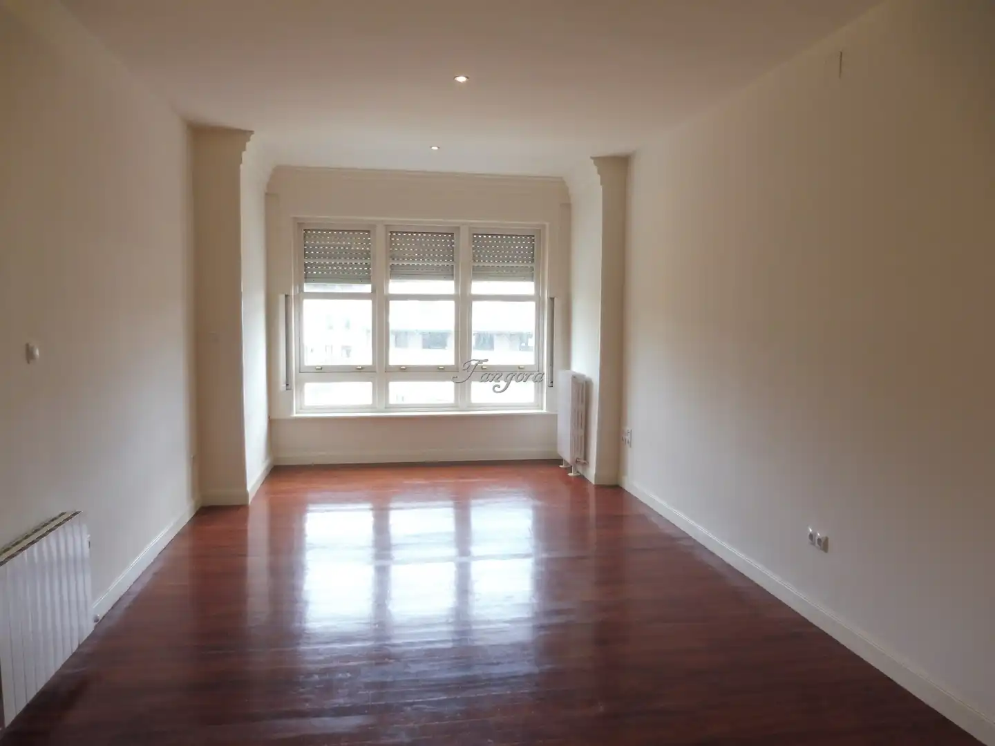 Sala de estar de Piso de alquiler en Getxo  con Calefacción, Parquet y Horno