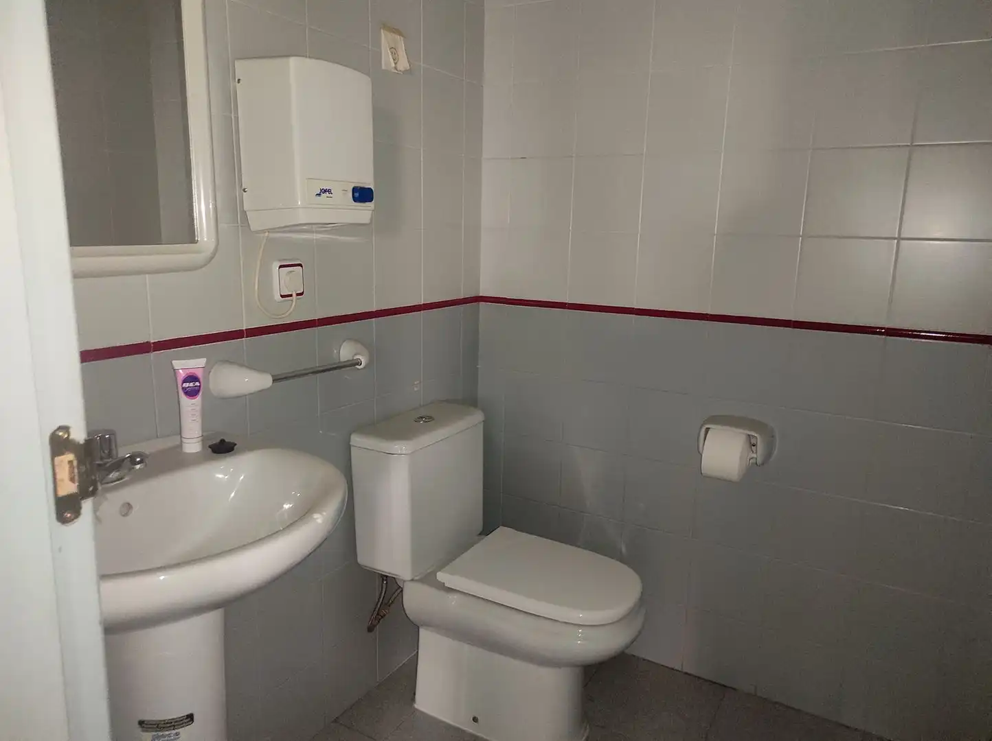 Baño de Local en venta en Ciudad Real