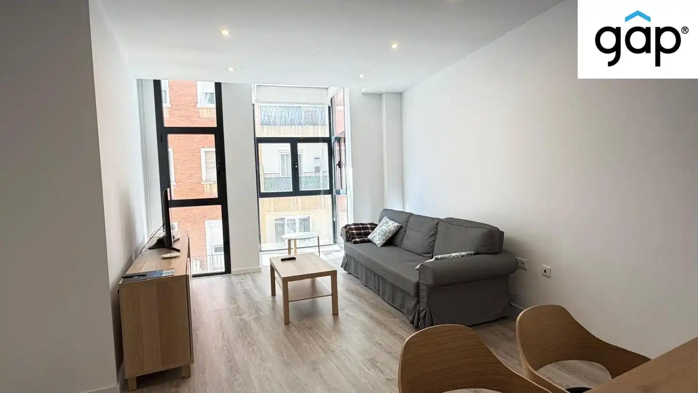Living room of Flat for sale in Cuenca  with Heating, Swimming Pool and Furnished