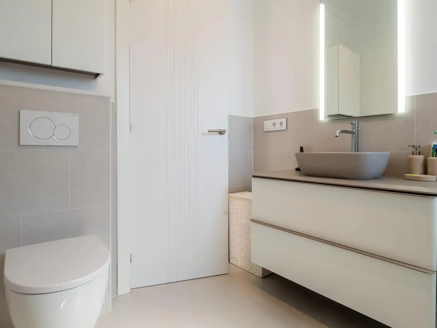 Casa con piscina en venta en Carrer VALL D'ARAN, imagen 17