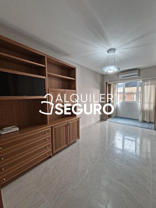 Bedroom of Flat to rent in Coslada  with Air Conditioner and Heating