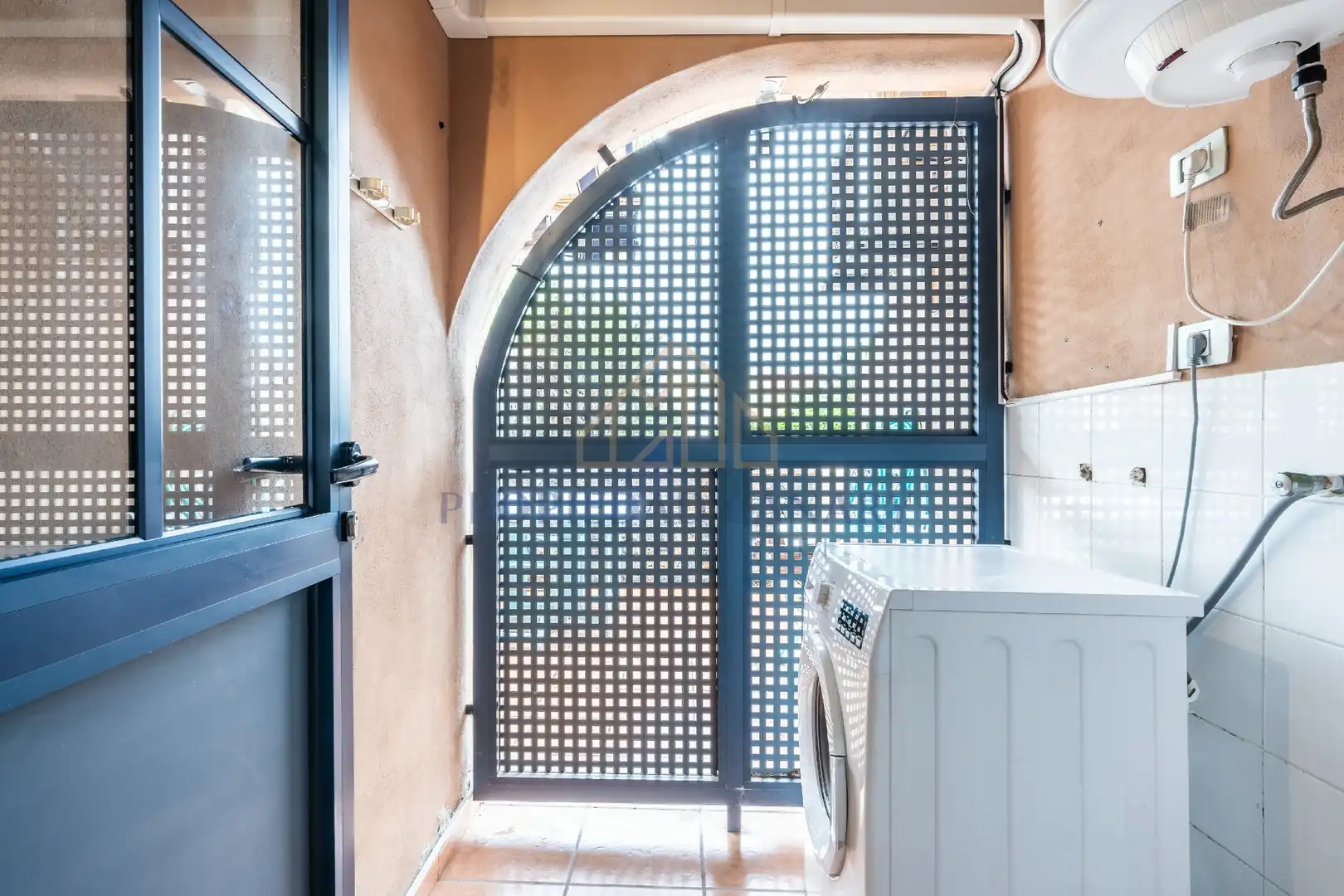 Flat for sale in Arona  with Air Conditioner, Terrace and Furnished