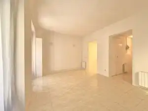 Apartamento con terraza en alquiler en Calle de Colón 35, imagen 3