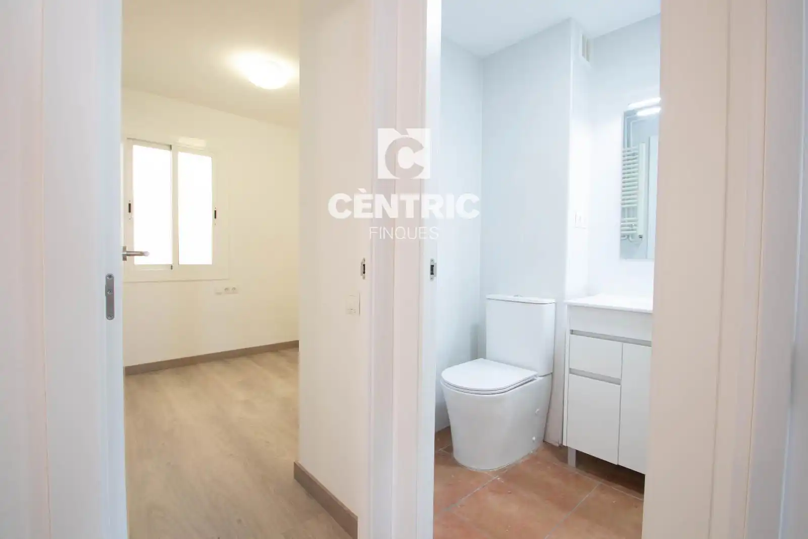 Habitación de Ático en venta en Terrassa con Calefacción y Terraza