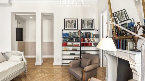 Photo 5 of Flat for sale in De Jovellanos, Cortes - Huertas, Madrid Capital