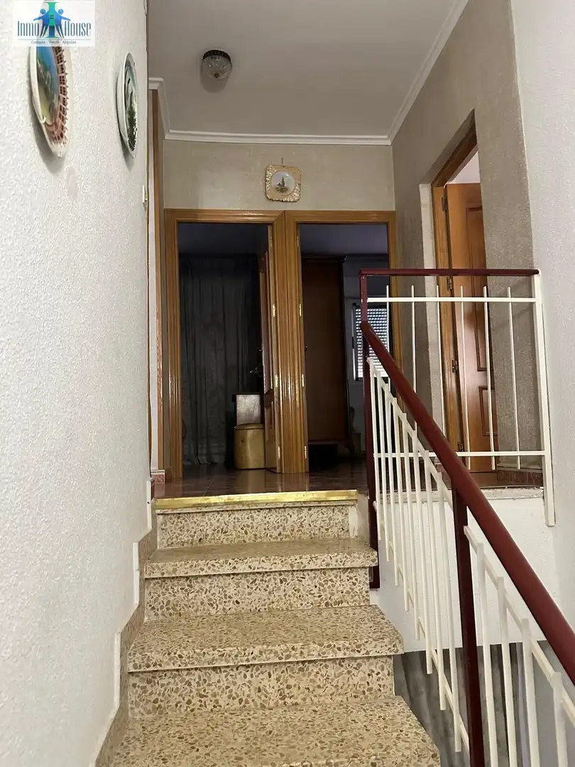 Casa adosada en venda en Albacete amb Calefacció, Jardí privat i Terrassa
