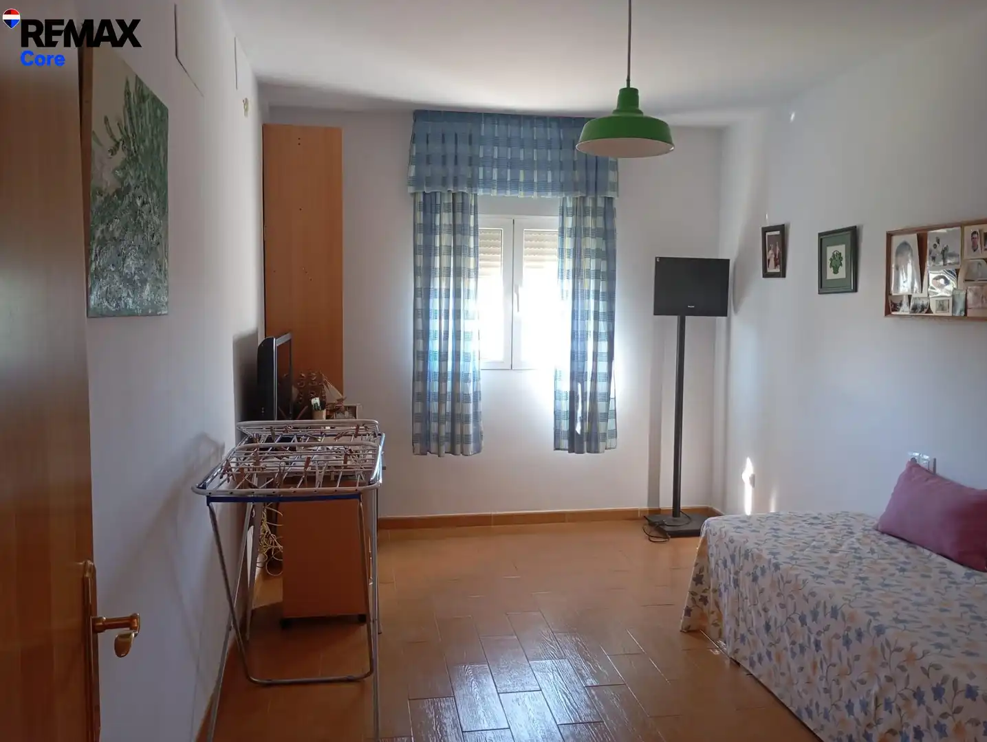 Dormitori de Casa o xalet en venda en Cáceres amb Aire condicionat, Calefacció i Jardí privat