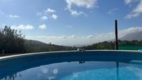 Piscina de Casa o xalet en venda en Casarabonela