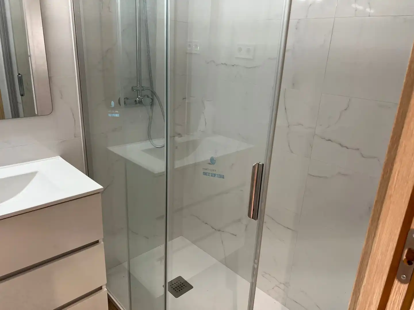 Bany de Pis en venda en Salou amb Aire condicionat, Parquet i Terrassa