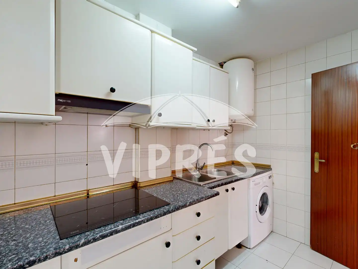 Cocina de Piso en venta en Cáceres