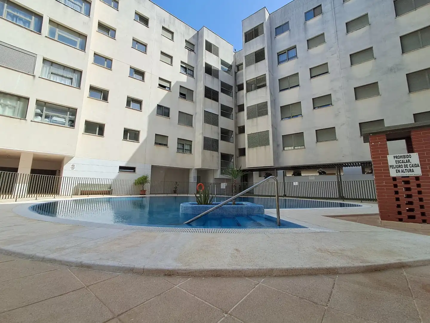 Swimming pool of Flat for sale in El Puerto de Santa María  with Air Conditioner, Heating and Swimming Pool