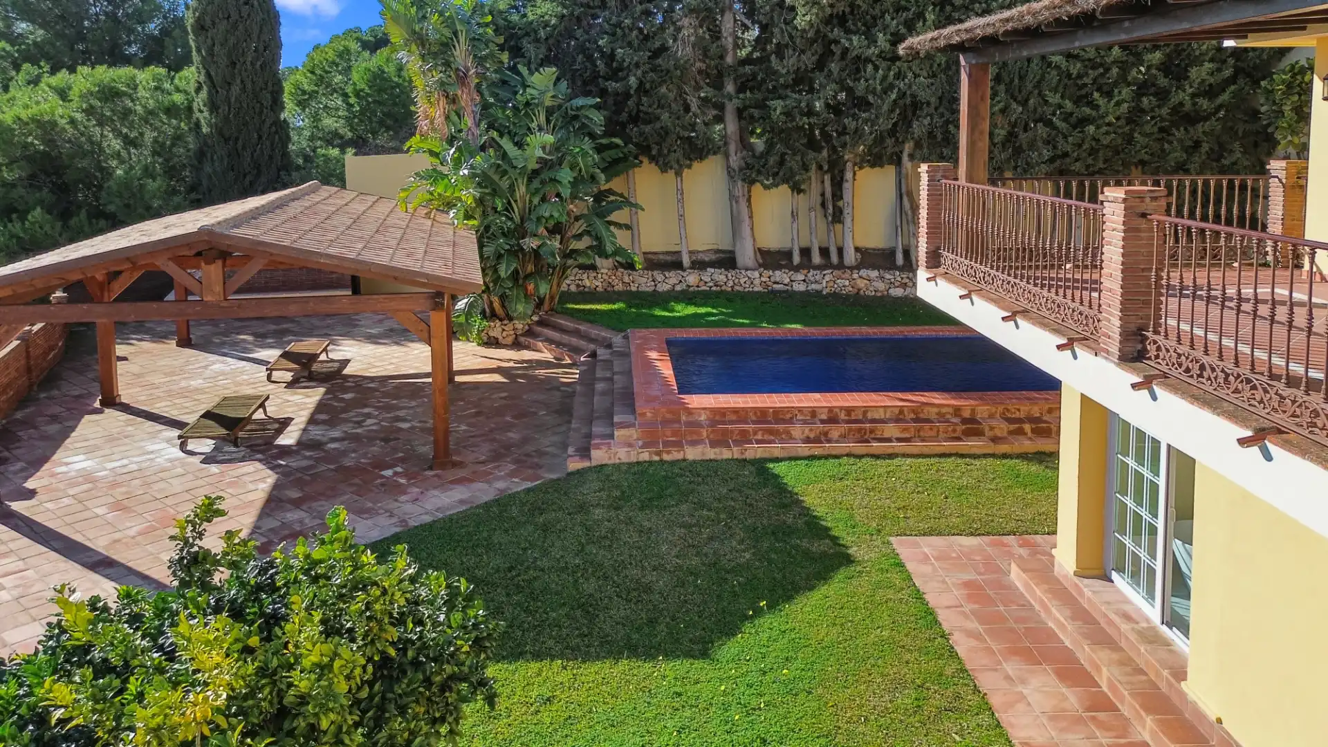 Garden of Houses for sale in Benalmádena  with Air Conditioner, Heating and Private garden