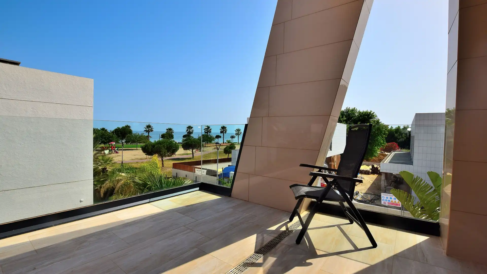 Terrace of Houses for sale in Cambrils  with Air Conditioner, Private garden and Parquet flooring