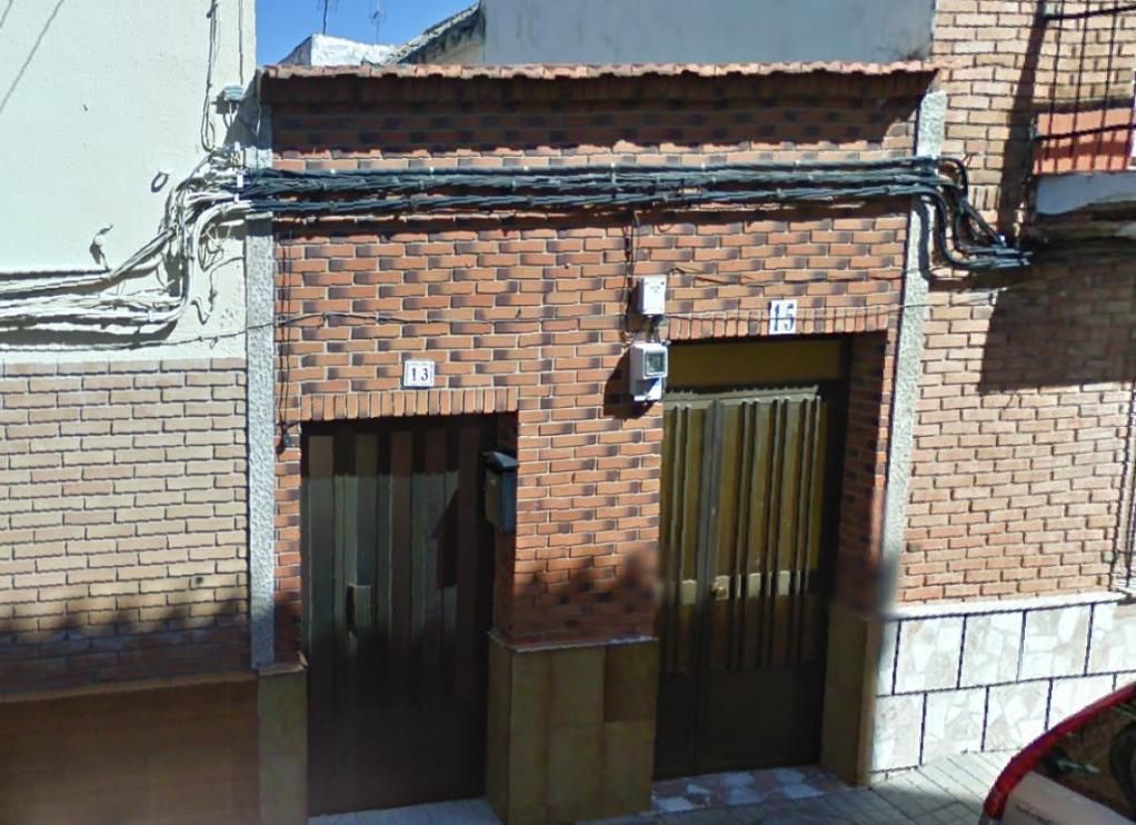 Casa adosada en venda a Calixto Hornedo, Daimiel