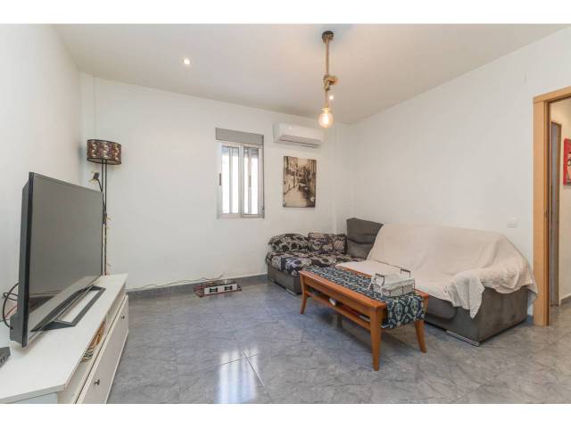 Piso en Venta en Calle Barrio de la Luz en La Llum