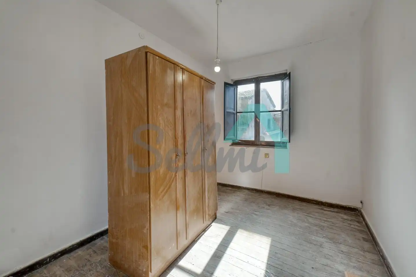 Bedroom of Buildings for sale in Oviedo 