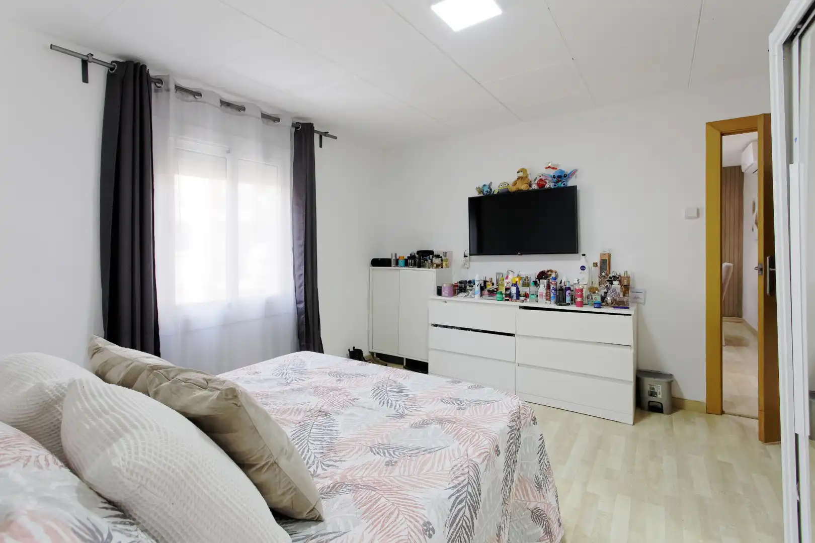 Bedroom of Flat for sale in L'Hospitalet de Llobregat