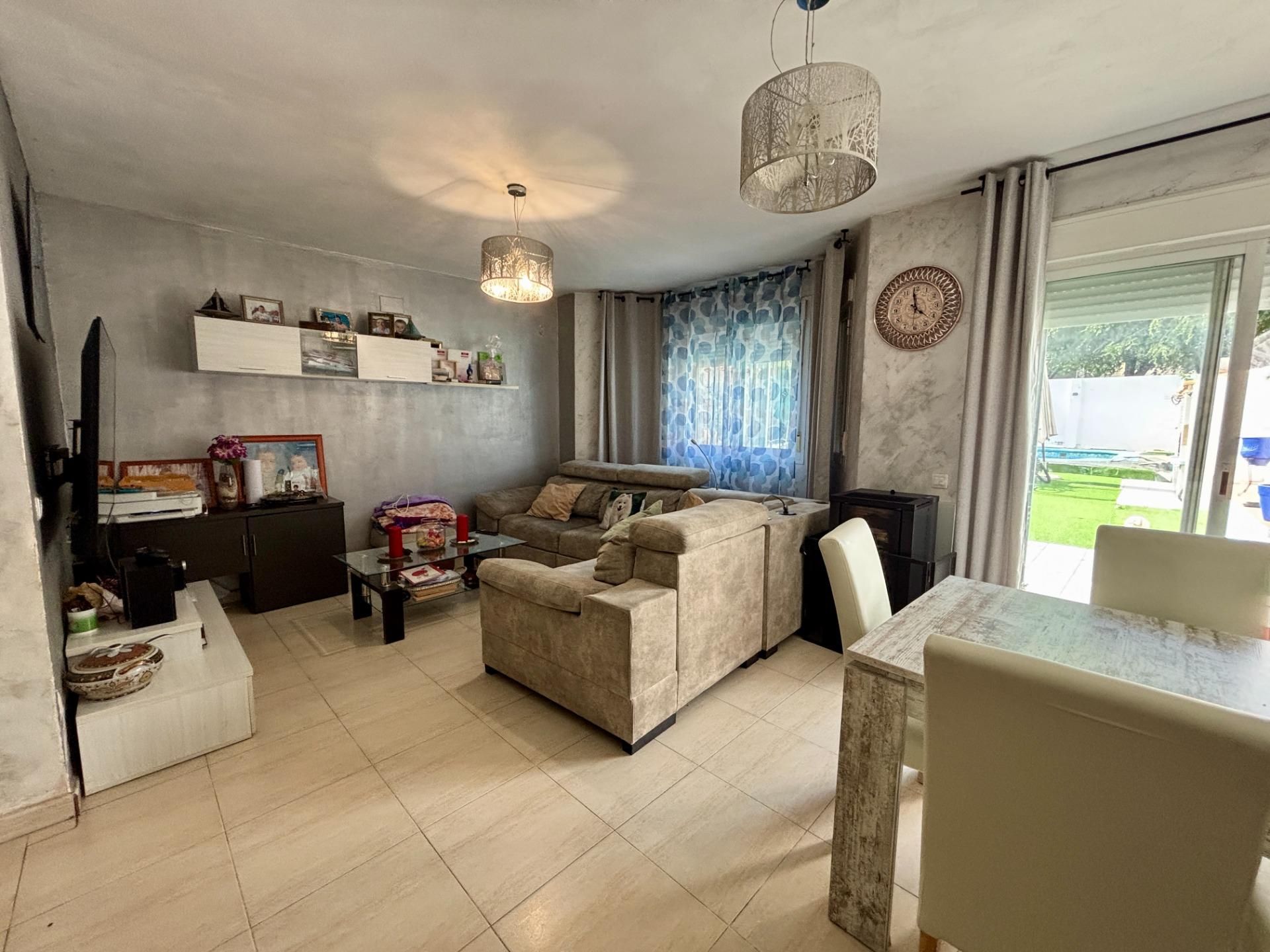 Living room of Single-family semi-detached for sale in Magán  with Private garden, Terrace and Swimming Pool