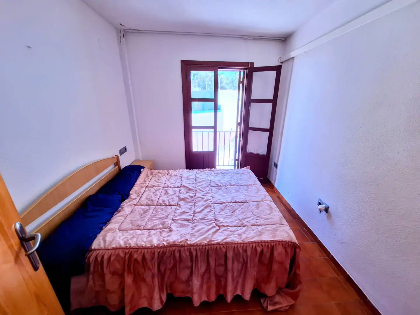Habitación de Casa adosada en venta en Benicasim / Benicàssim con Terraza, Amueblado y Balcón