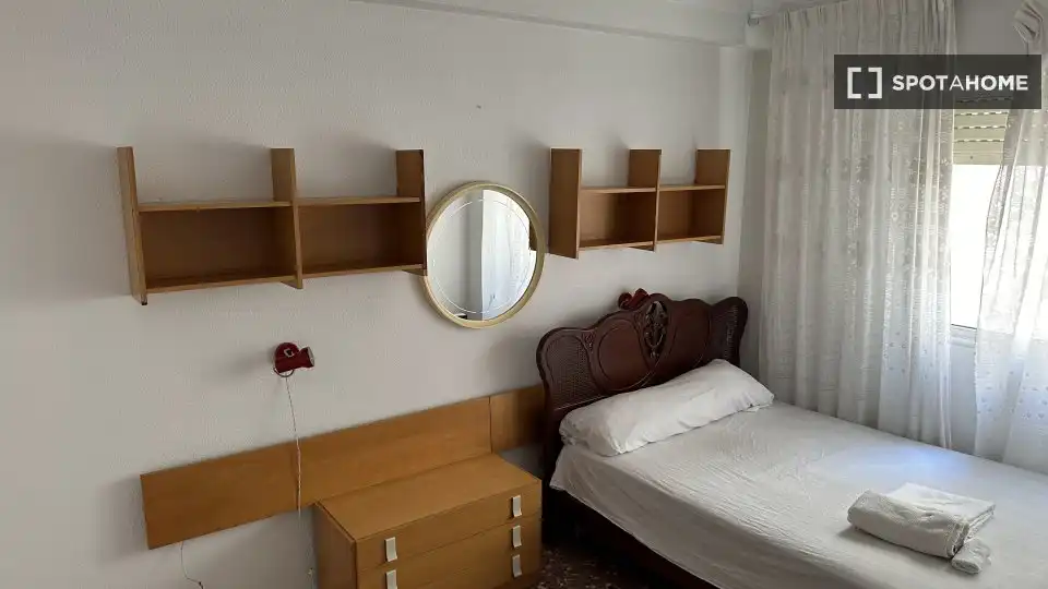 Room in Alameda