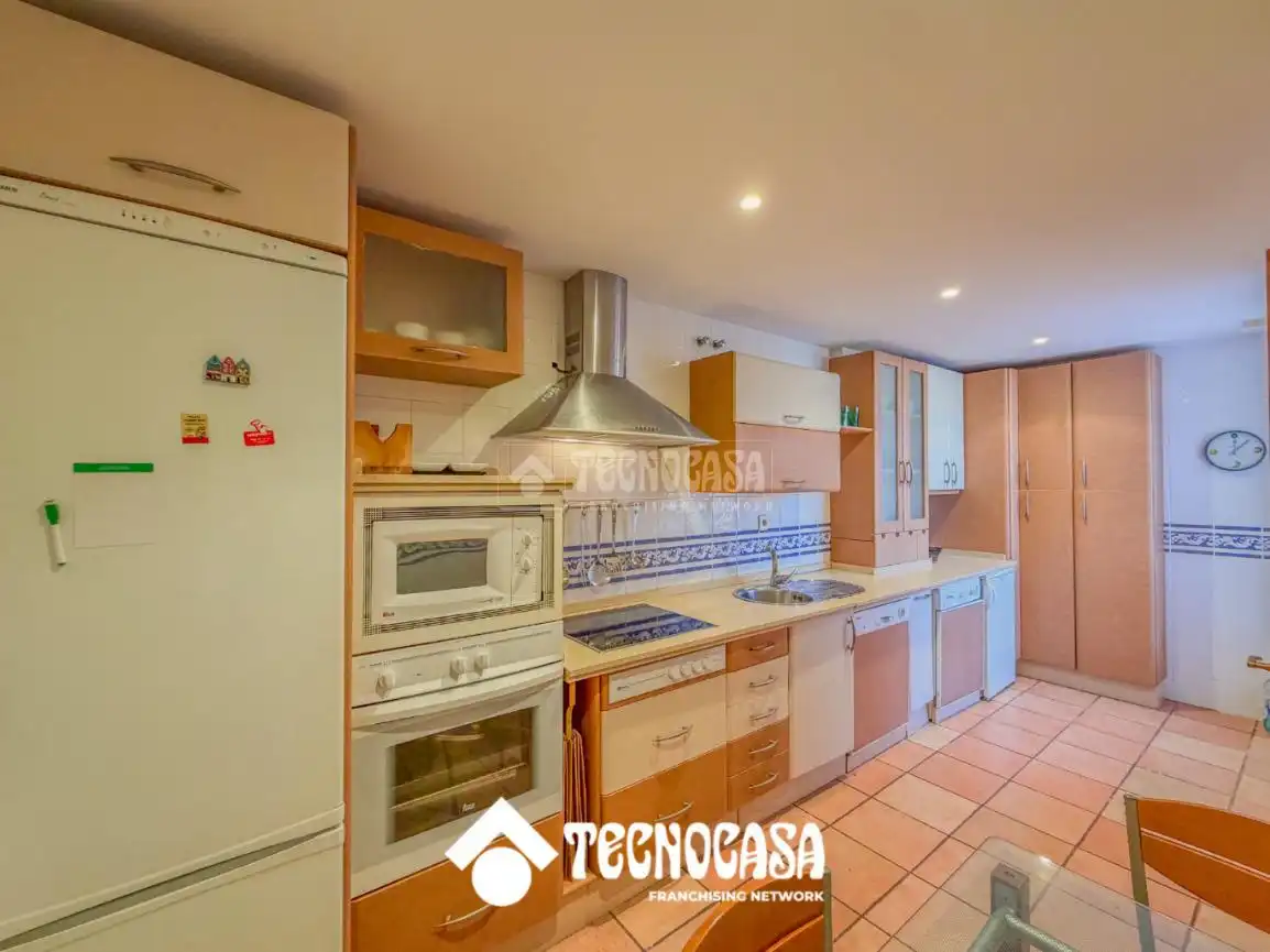 Kitchen of Flat for sale in Rota  with Air Conditioner, Terrace and Storage room
