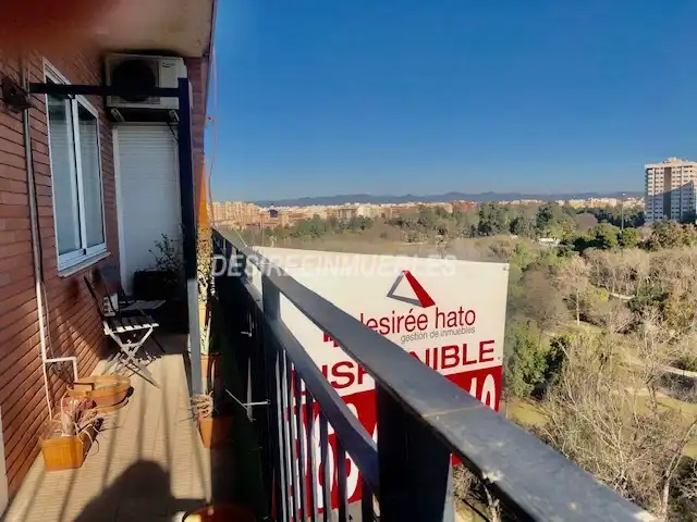 Vista exterior de Piso de alquiler en Valencia con Aire acondicionado, Calefacción y Parquet