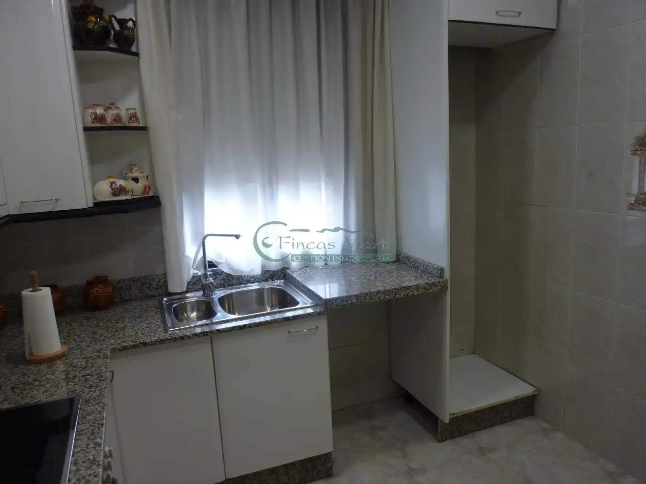 Cocina de Piso en venta en Vigo  con Calefacción y Balcón