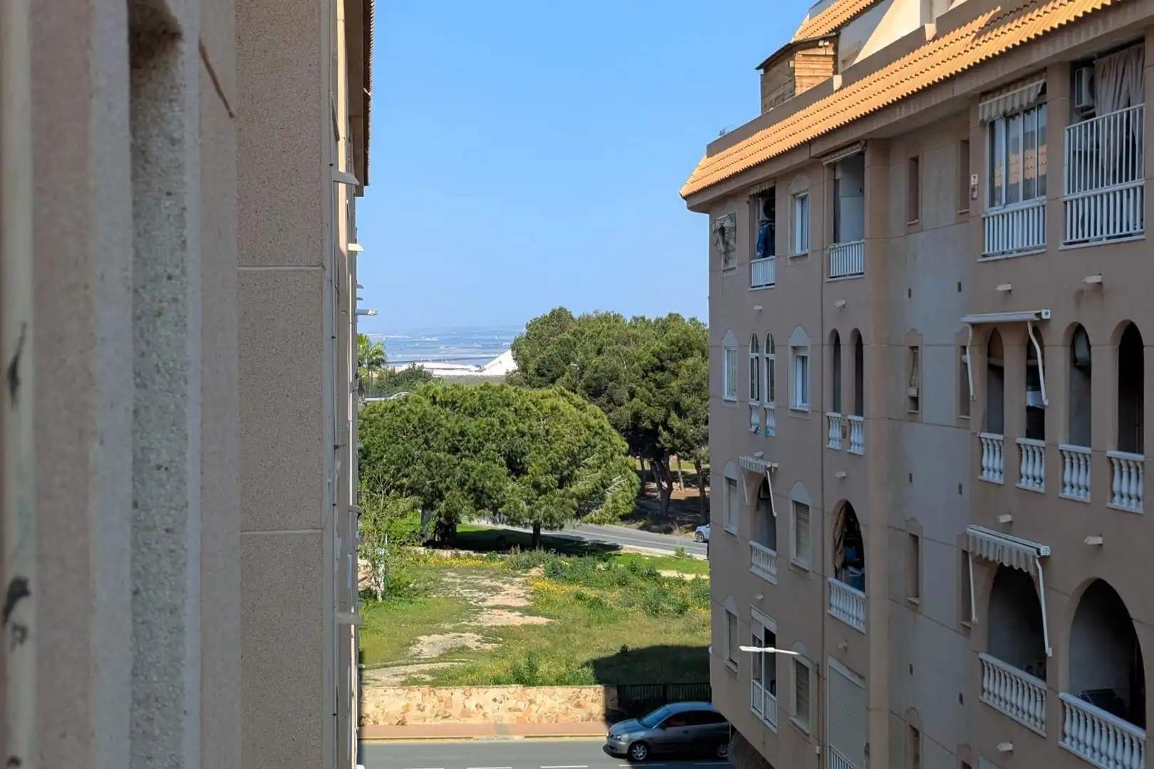 Apartamento con terraza en venta en Avenida Av. de Pinoso 12, imagen 5