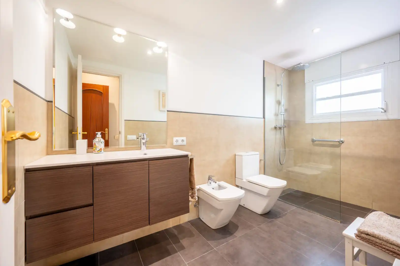 Baño de Casa o chalet en venta en Mataró con Calefacción, Jardín privado y Terraza