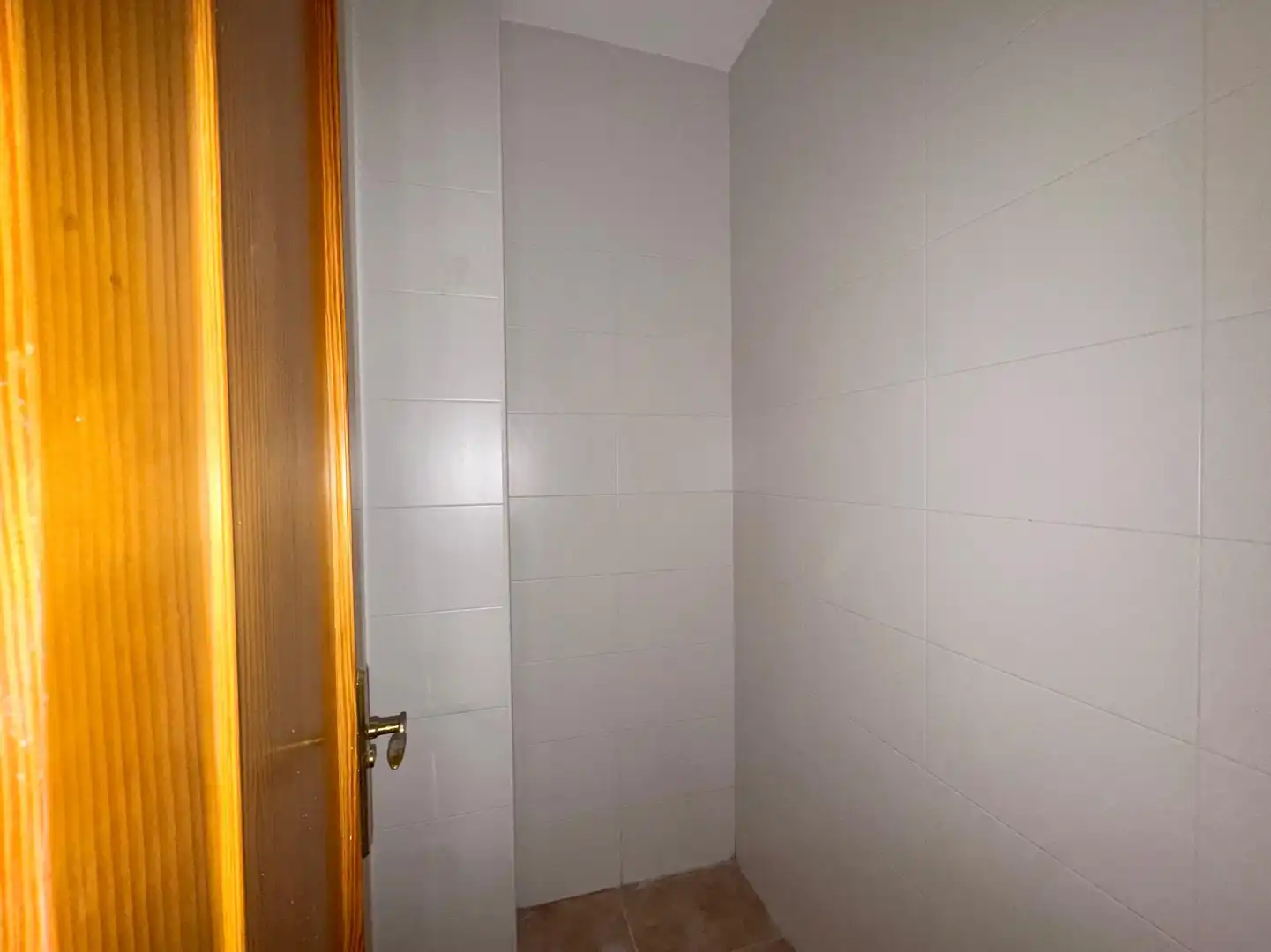 Bany de Pis en venda en Roquetas de Mar amb Terrassa, Balcó i Piscina comunitària