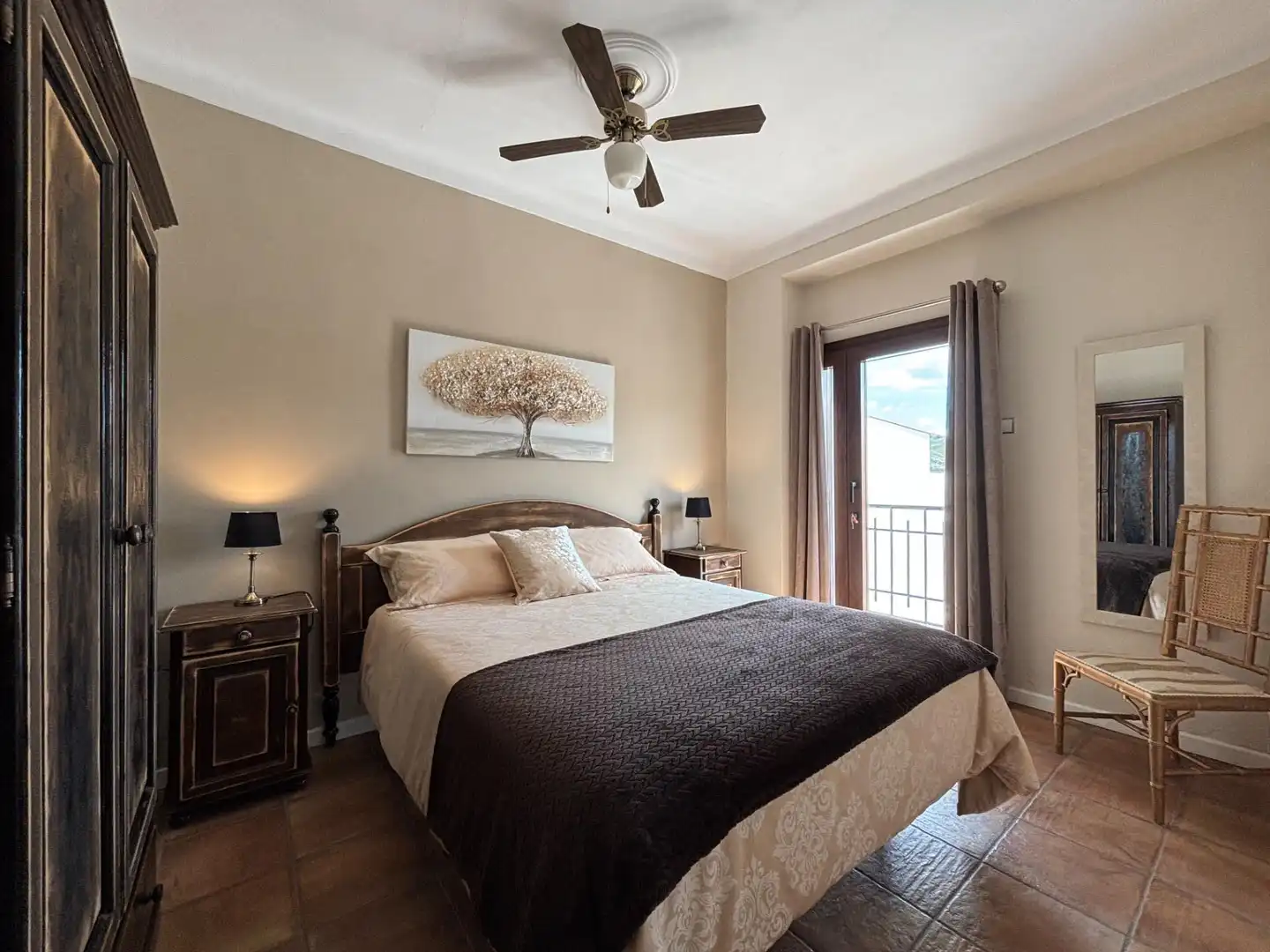 Habitación de Casa adosada en venta en Antequera con Calefacción, Terraza y Trastero