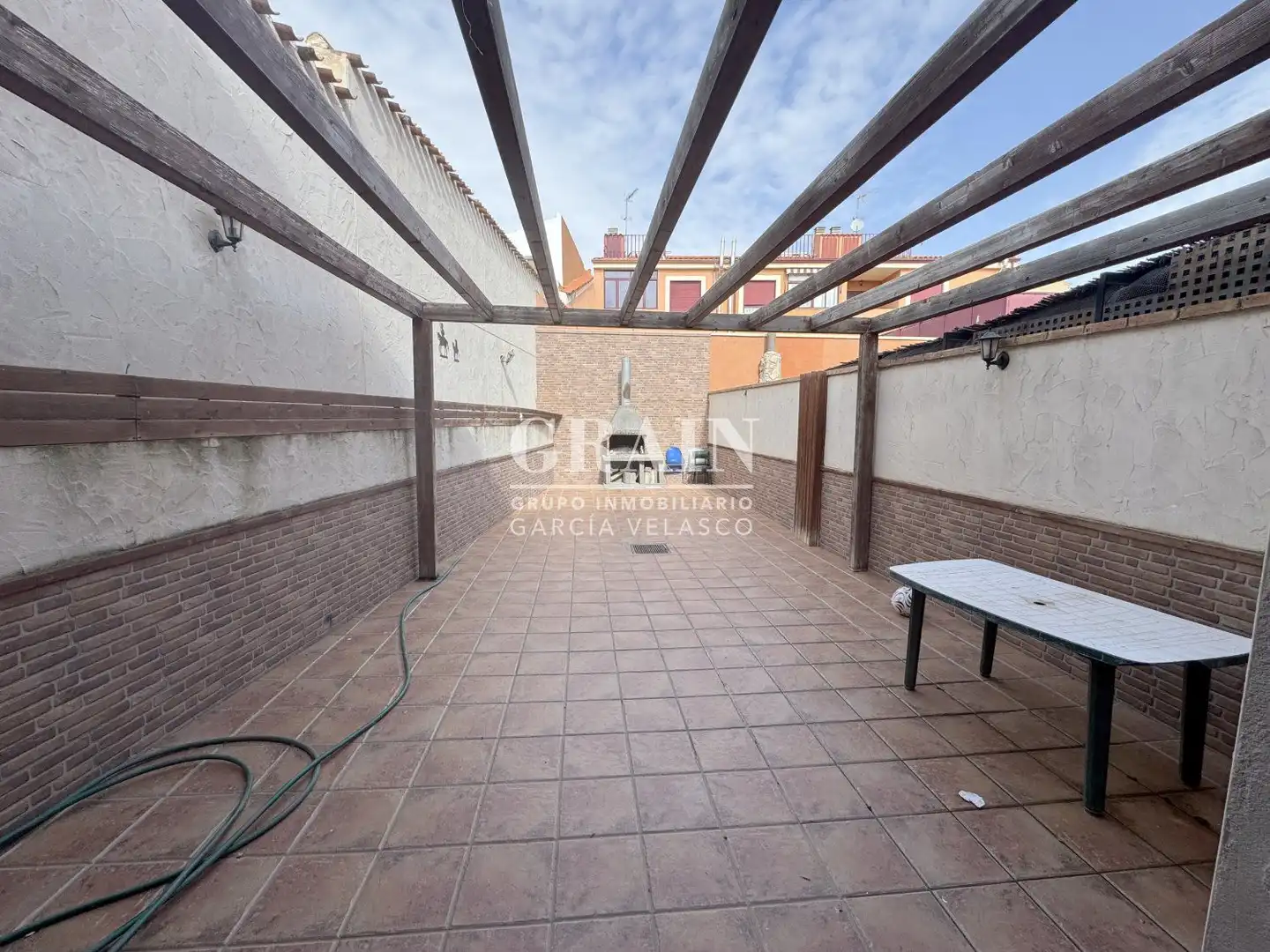 Garten von Einfamilien-Reihenhaus zum Verkauf in Barrax mit Heizung