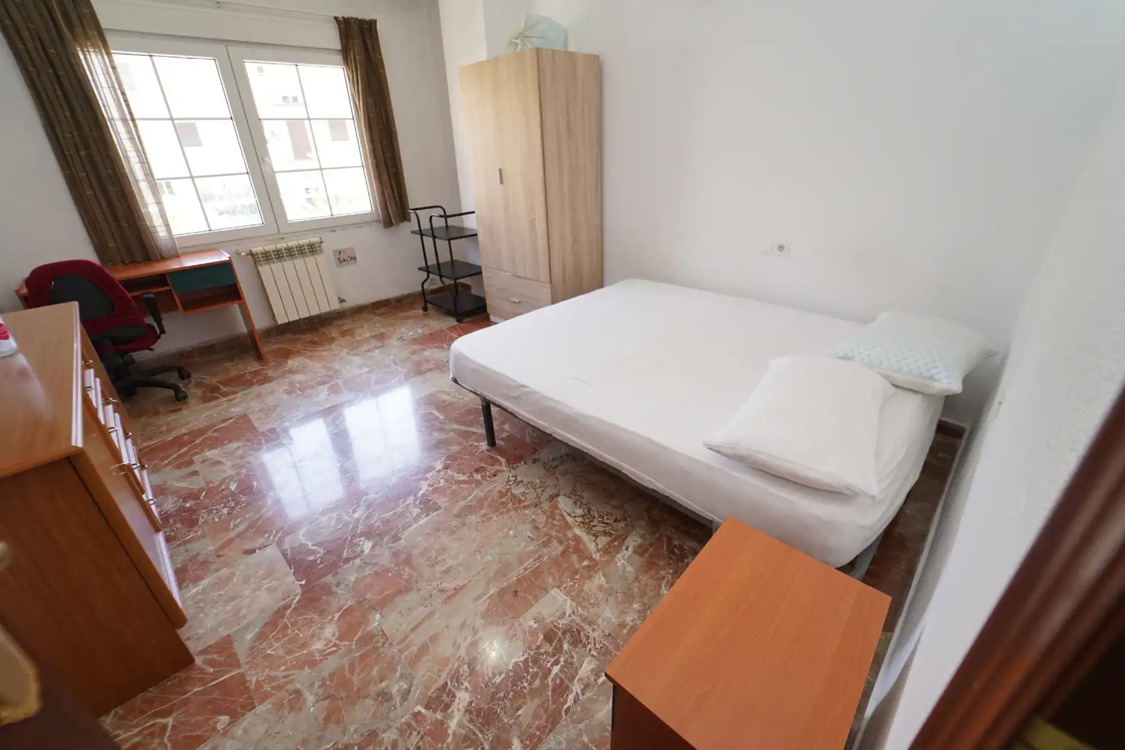 Schlafzimmer von Wohnung zur Miete in Granada mit Heizung, Möbliert und Ofen