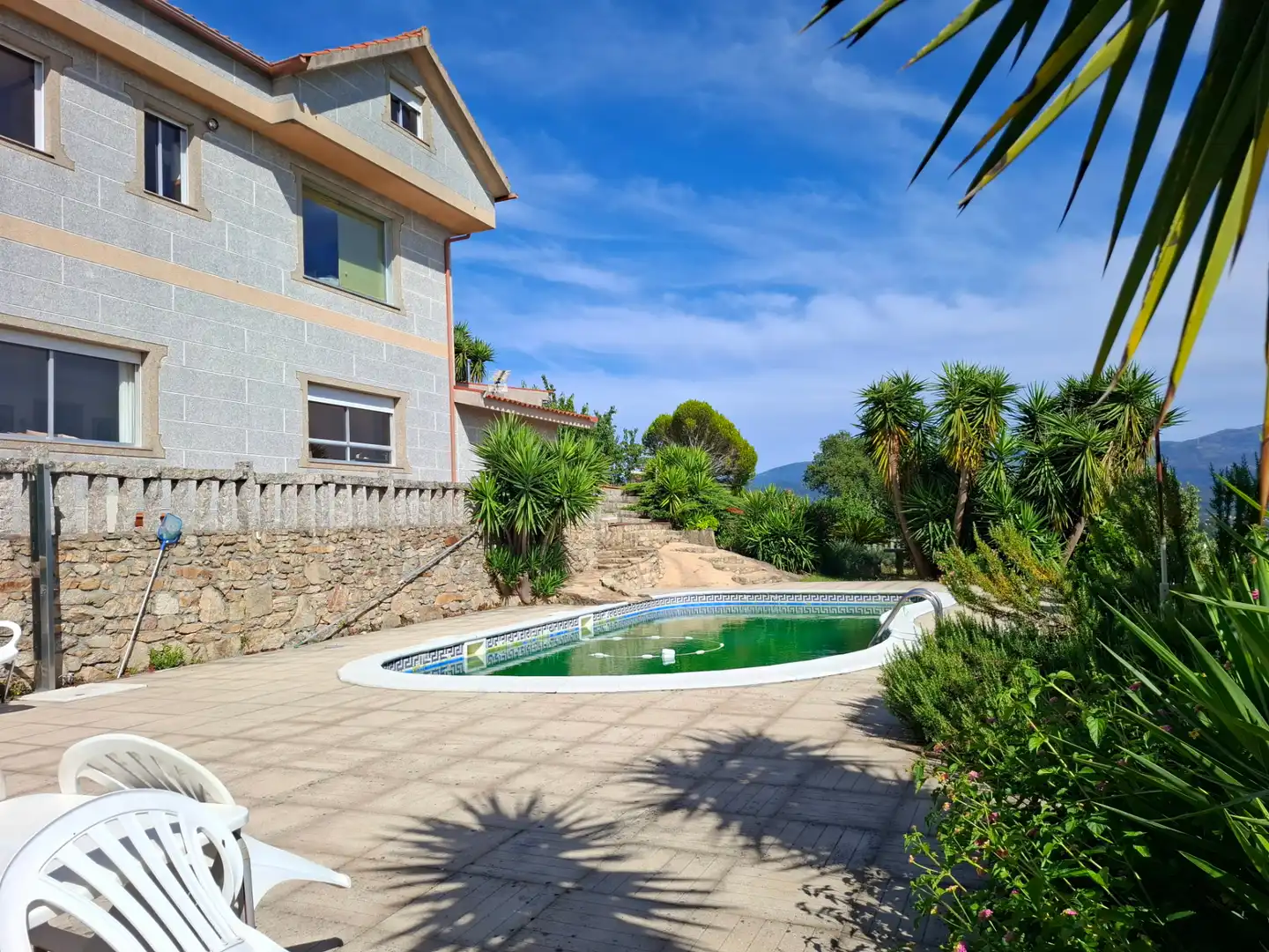 Schwimmbecken von Haus oder Chalet zum Verkauf in As Neves   mit Heizung, Privatgarten und Terrasse