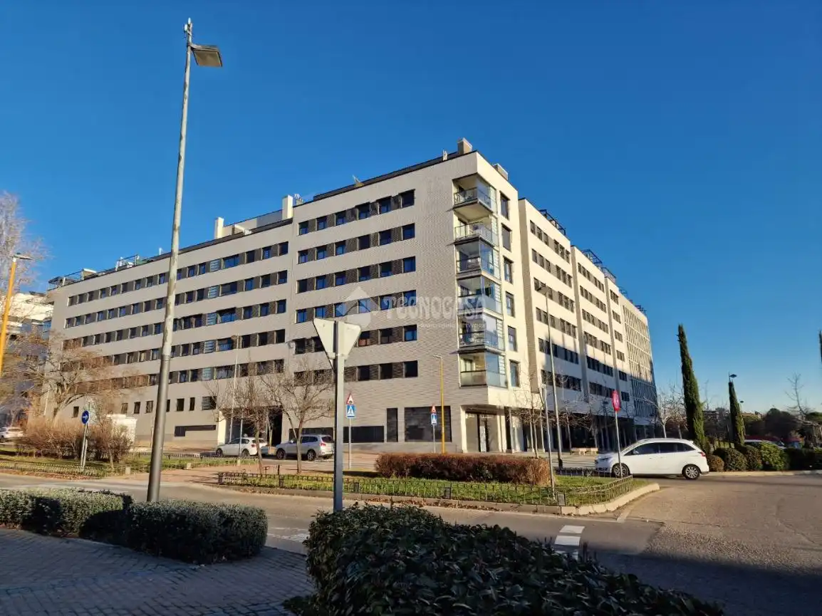 Vista exterior de Dúplex en venda en Alcorcón amb Calefacció