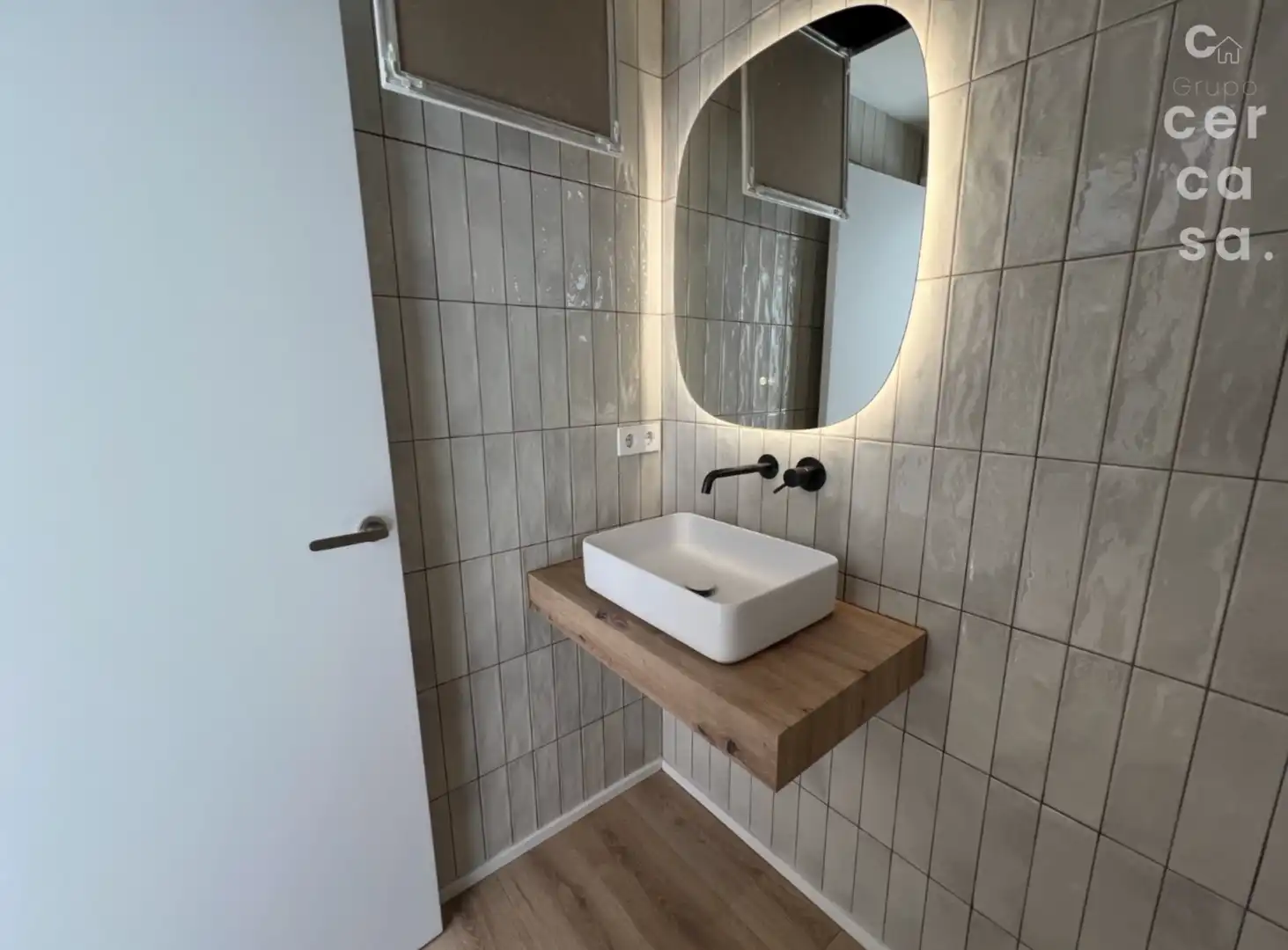 Bathroom of Houses for sale in Valencia  with Air Conditioner and Terrace