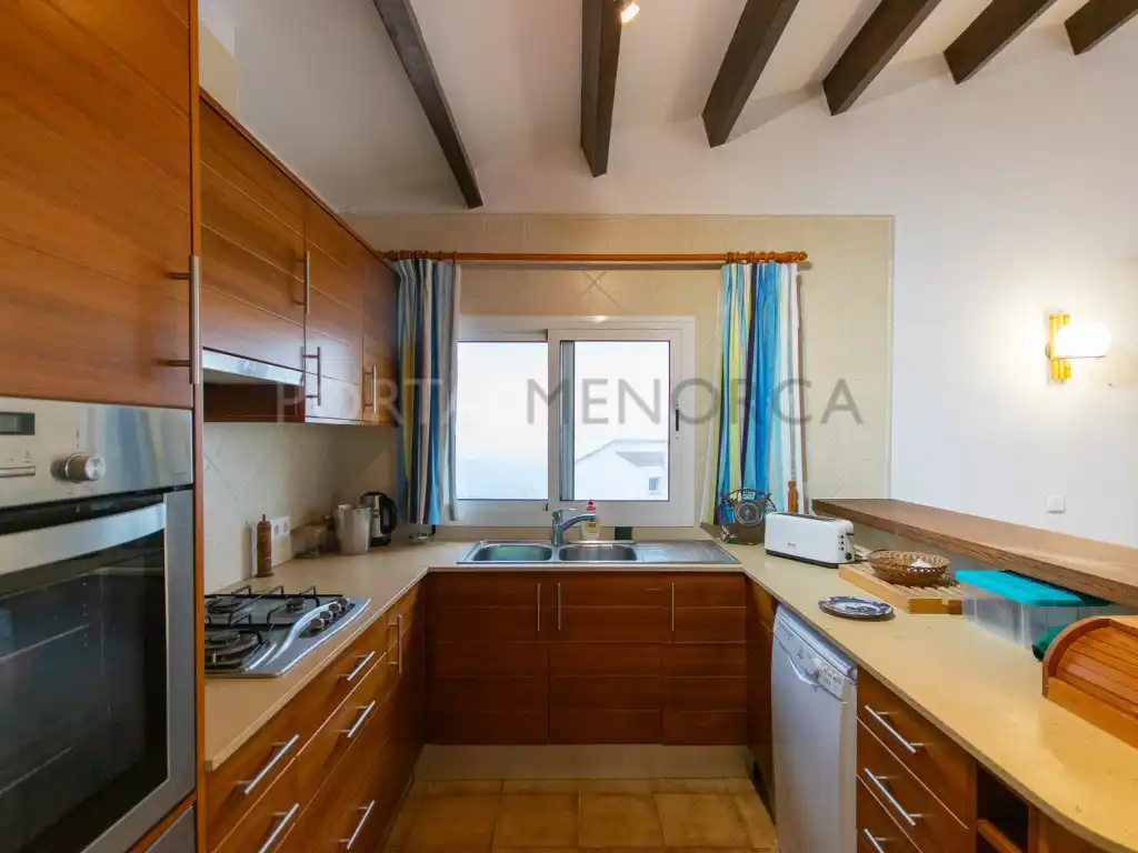 Cuina de Casa o xalet en venda en Sant Lluís amb Terrassa i Piscina