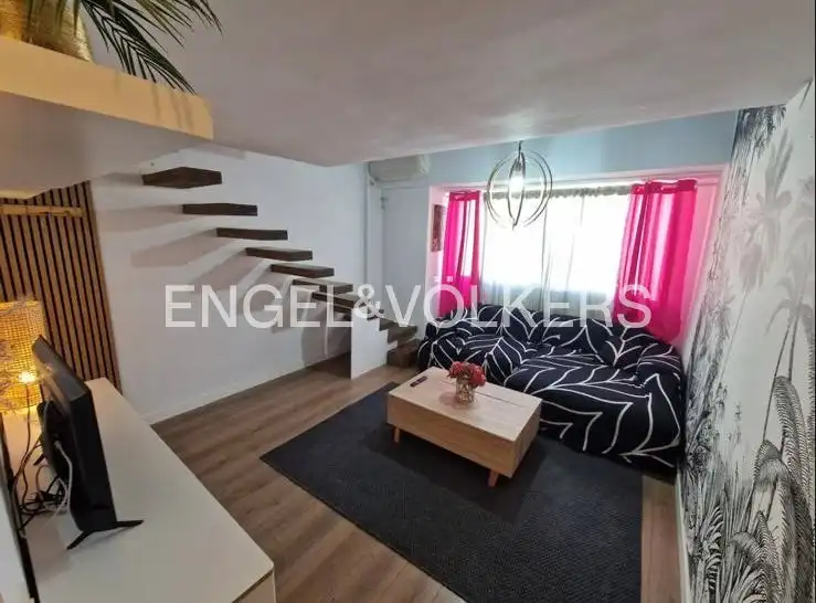 Penthouse with lift for sale in Calle de Blasco de Garay, imagen 4