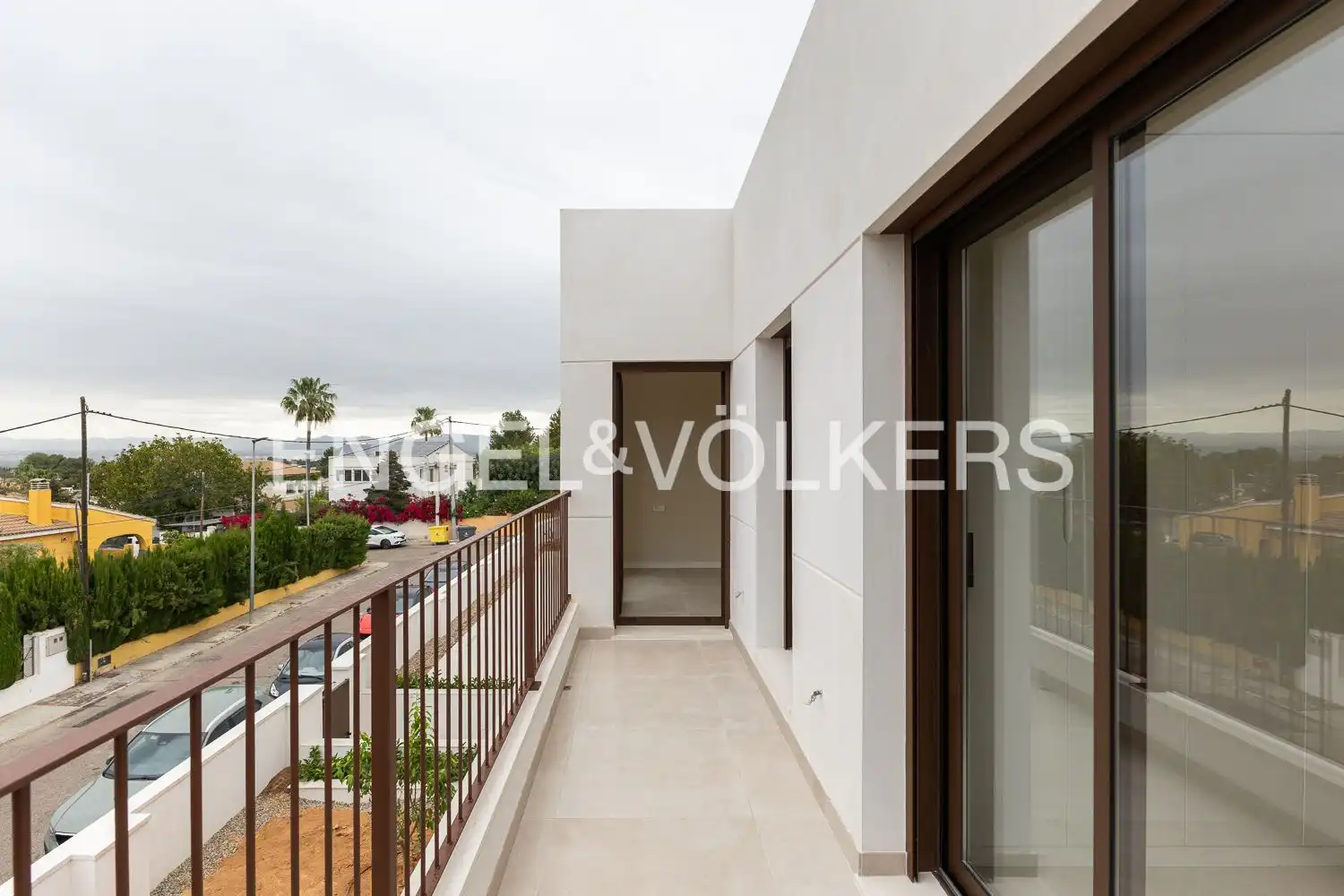 Balcony of Houses for sale in L'Eliana  with Air Conditioner, Heating and Private garden