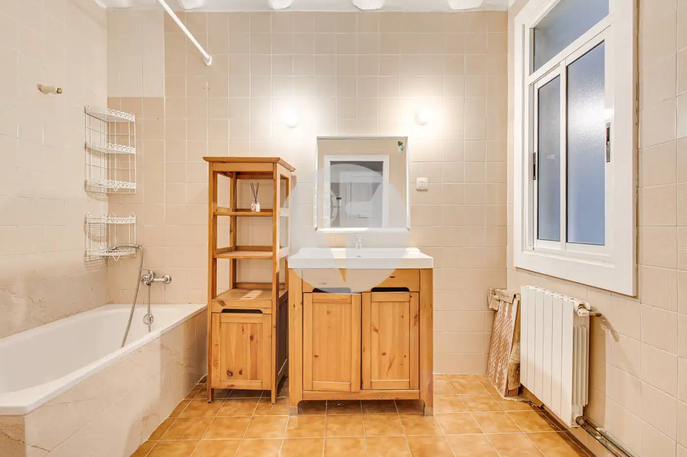 Baño de Piso en venta en Barcelona con Calefacción y Balcón