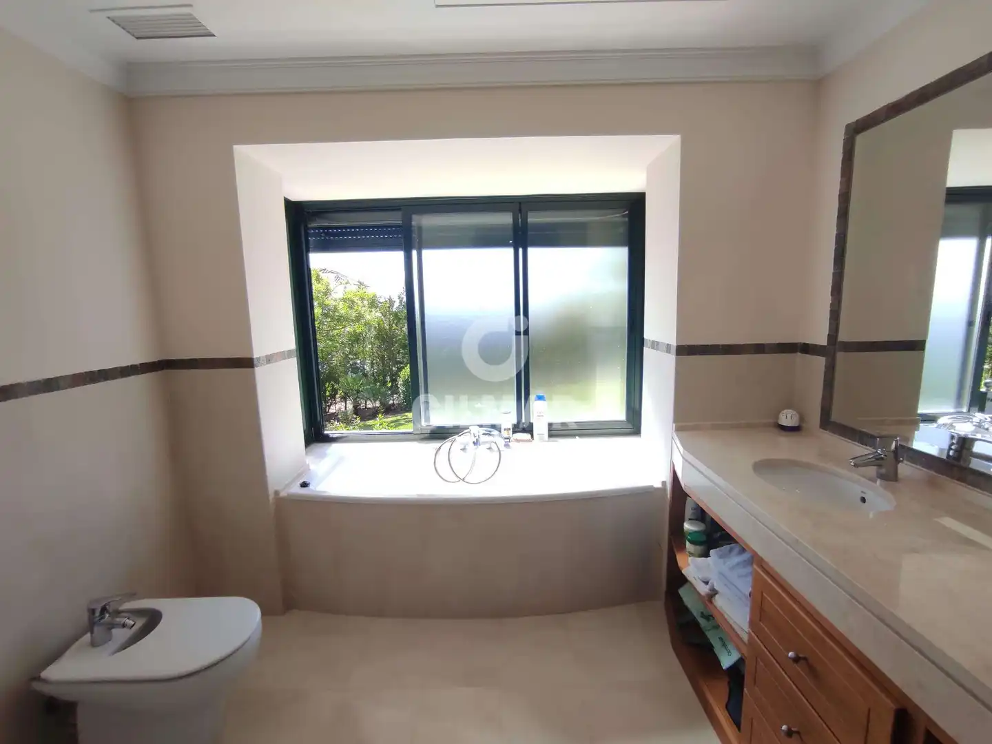 Baño de Casa o chalet en venta en Arcos de la Frontera con Calefacción, Jardín privado y Piscina