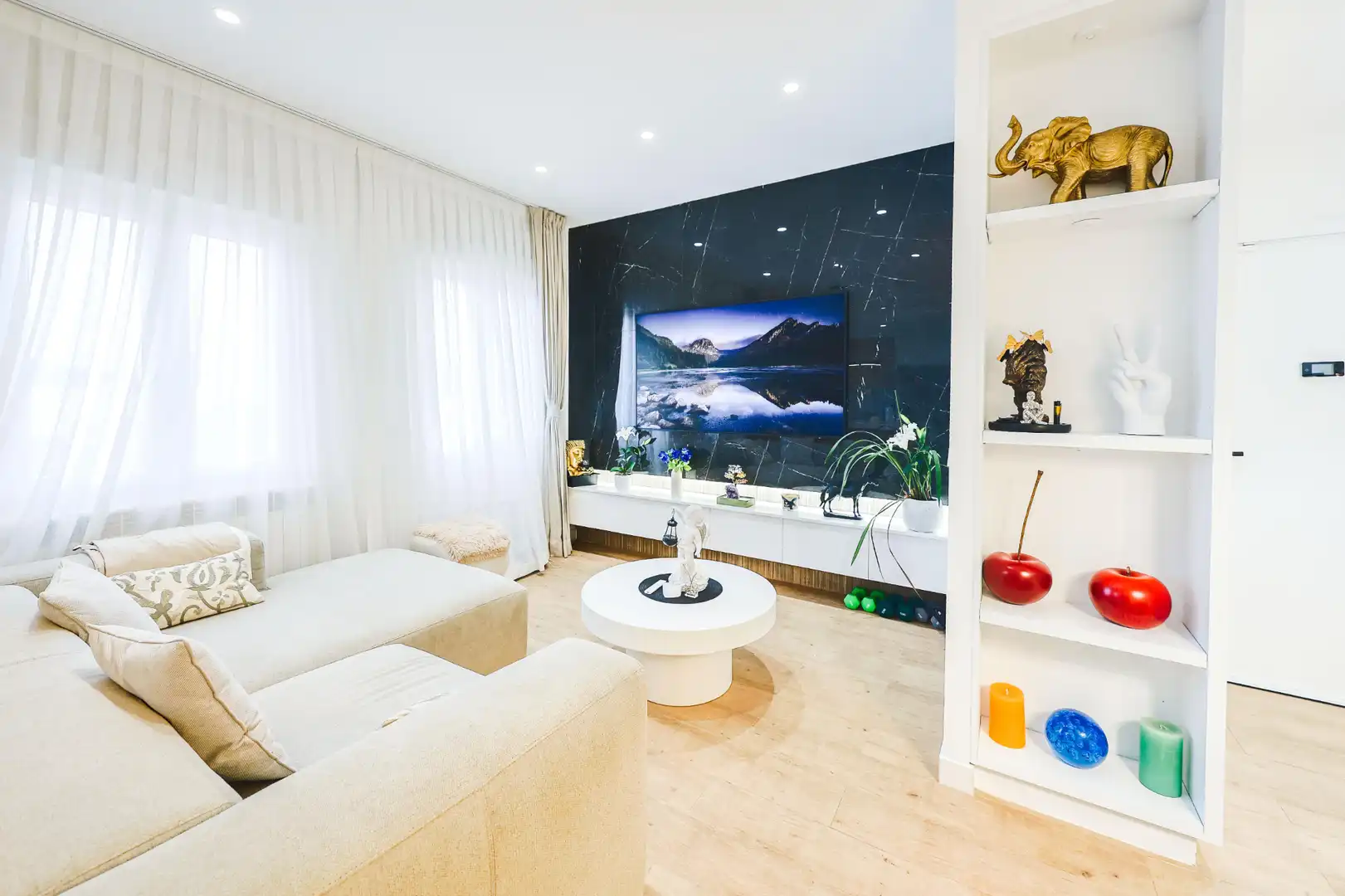 Living room of Attic for sale in Madrid  with Air Conditioner, Heating and Parquet flooring