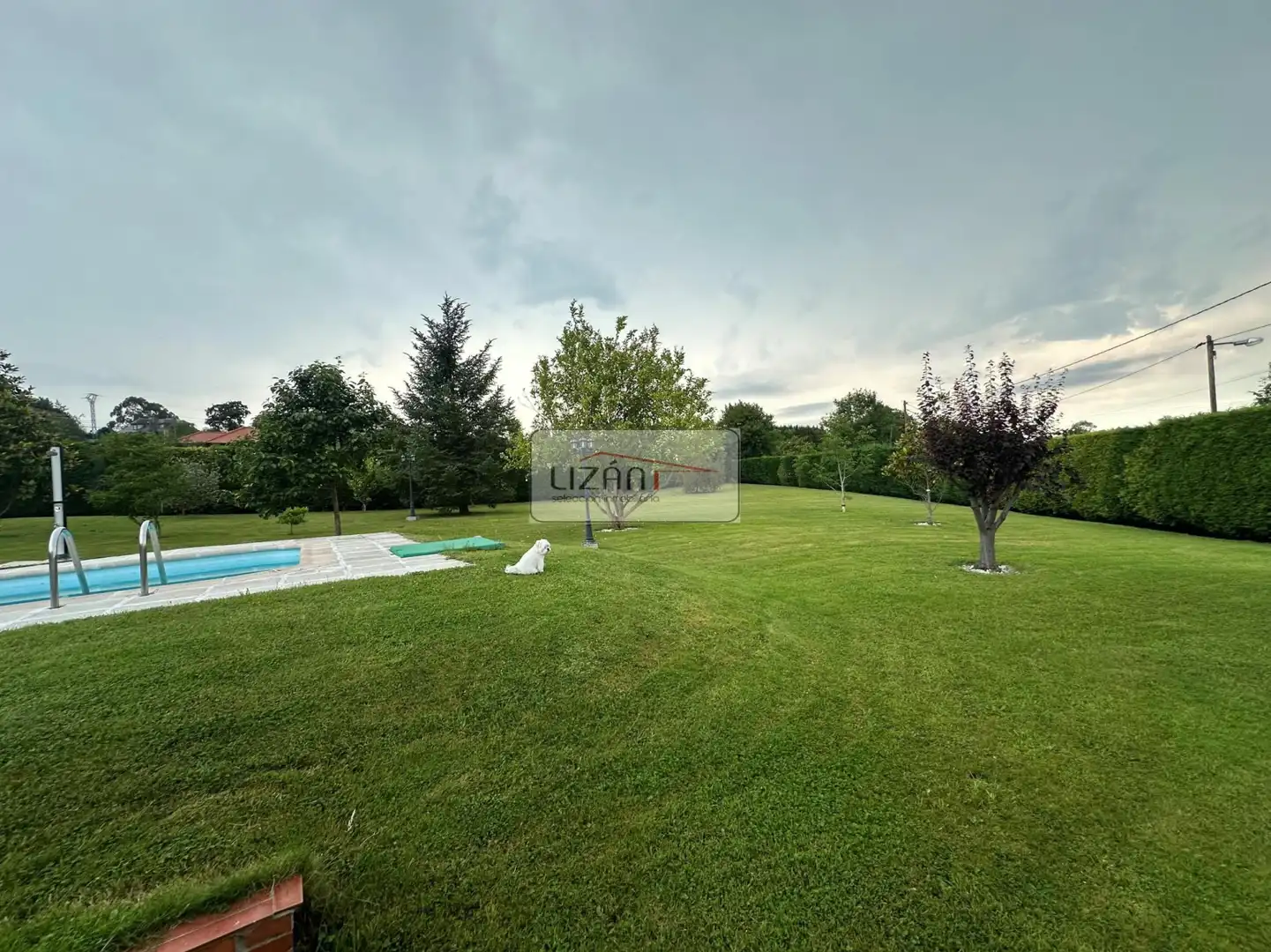 Casa o xalet en venda en Oviedo  amb Calefacció, Jardí privat i Terrassa