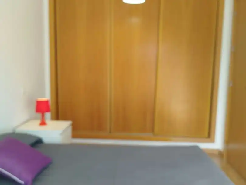 Schlafzimmer von Maisonette zur Miete in Ciudad Real Capital mit Klimaanlage, Terrasse und Balkon