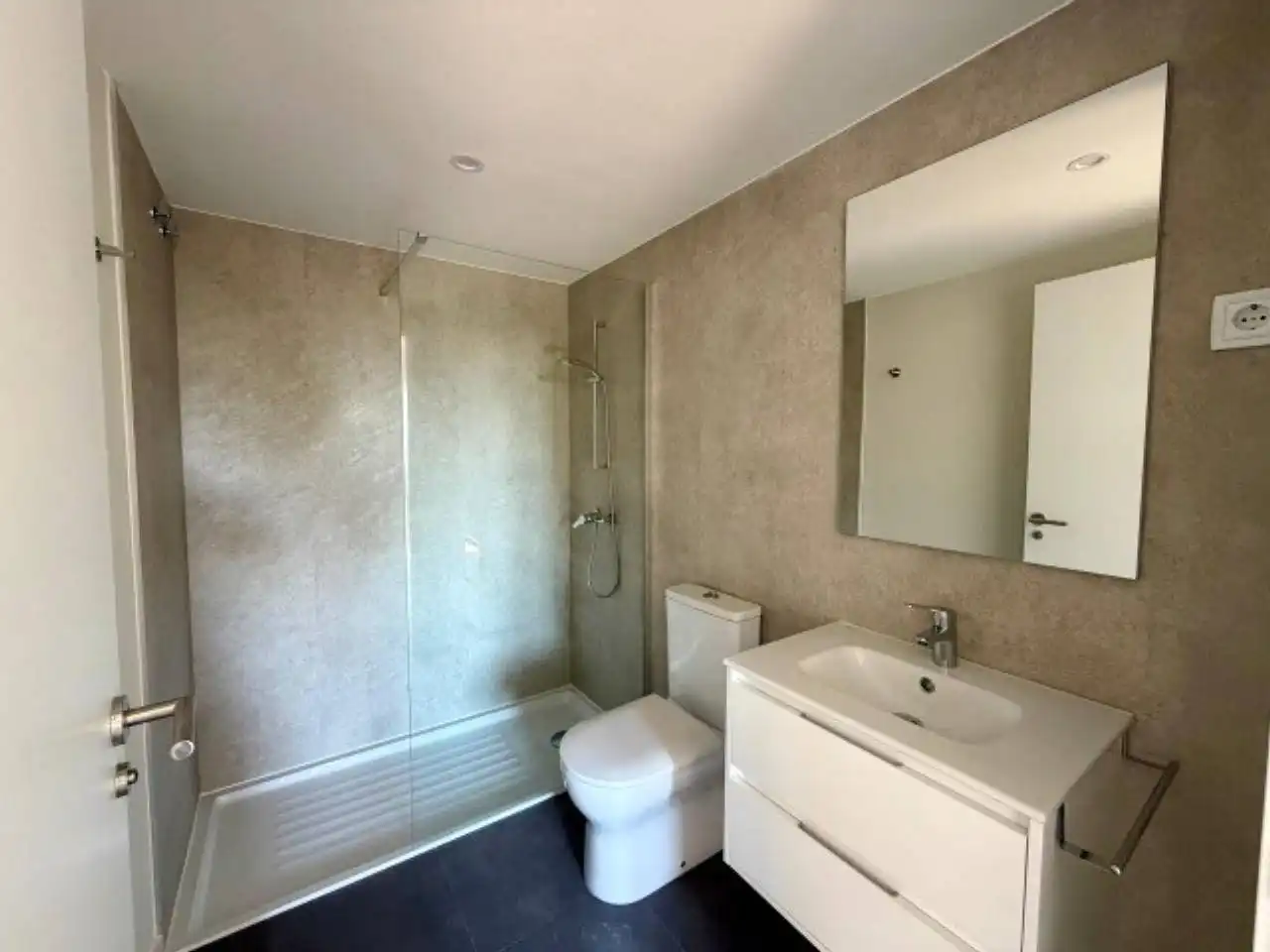Wohnung zur Miete in Avenida Jaume I, Sant Pere Nord