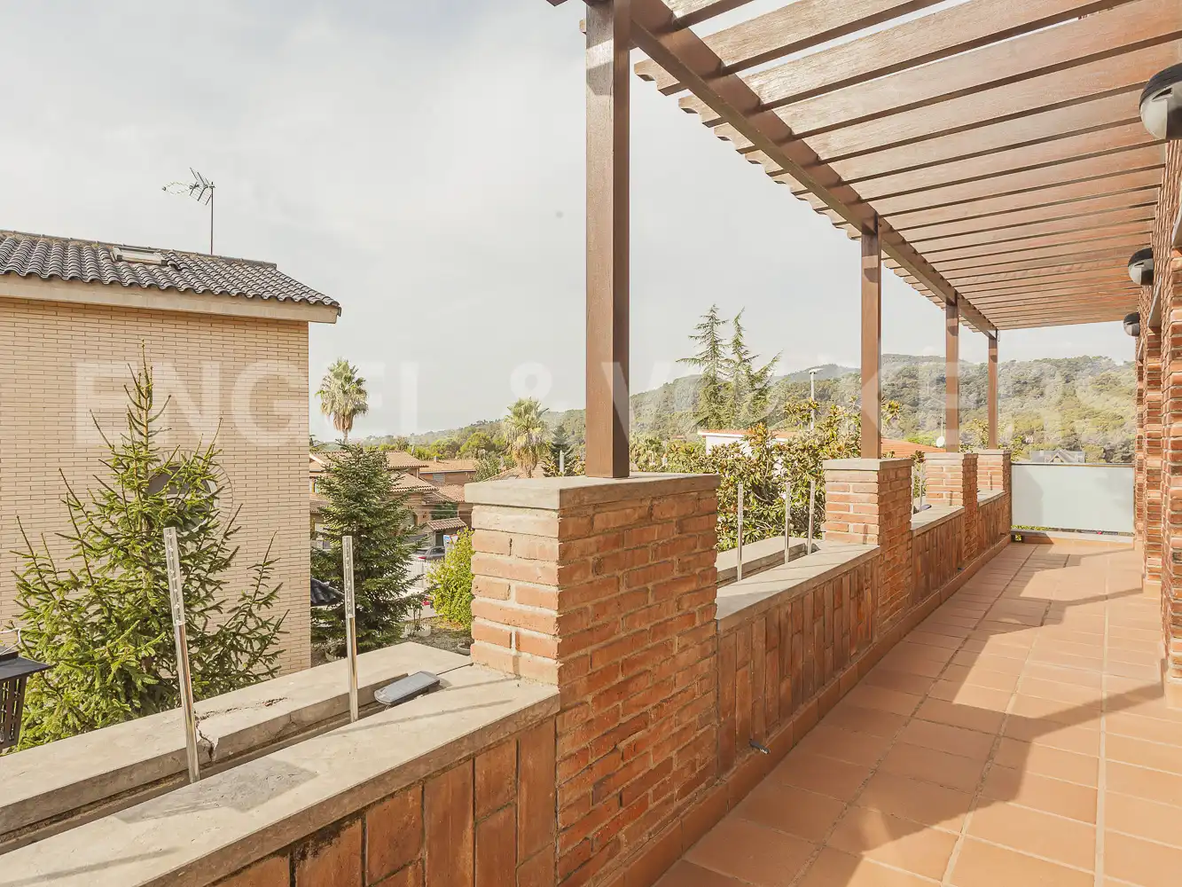 Terrassa de Casa o xalet en venda en Viladecavalls amb Aire condicionat, Calefacció i Piscina